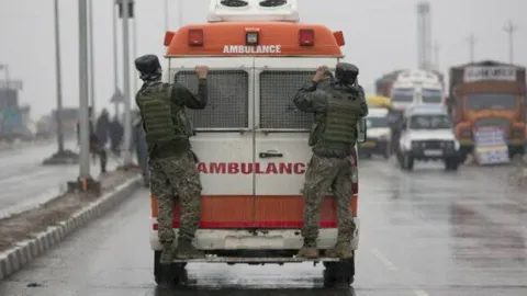 Hindistan'da kamyon dehşeti: 15 kişi hayatını kaybetti