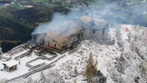 Hitler'in Kartal Yuvası kül oldu