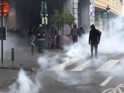 Avrupa'nın başkenti Brüksel de karıştı! "Artık çalışmak yetmiyor" - fotoğraf 2