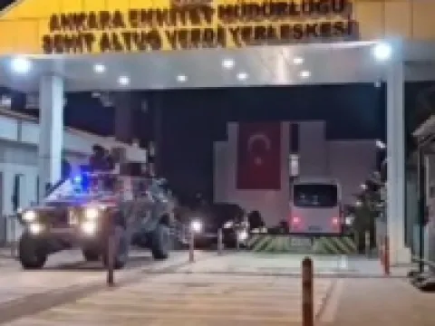 "İran'a başka bir operasyon daha düzenleyebiliriz" - fotoğraf 2