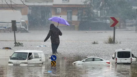 Hortum sonucu 4 kişi hayatını kaybetmişti! Meteoroloji'den kritik uyarı geldi: 100 kilograma kadar yağış düşebilir