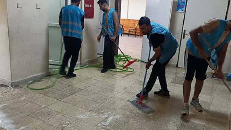 Hükümlüler Eğitim Kurumlarını Temizledi