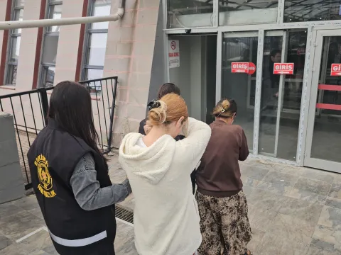 2 kadın hırsız yakalandı! Üzerlerinden çıkanlar şaşırttı - fotoğraf 1