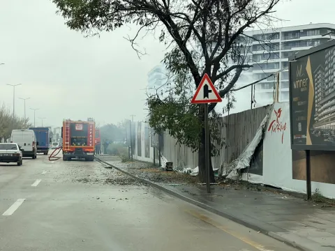 Ankara'da işçilerin kaldığı 5 konteyner yandı - fotoğraf 2