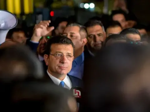 Erdoğan AKP tabanına seslendi: 'Milletin malına el uzatanı kayırmayız' - fotoğraf 2