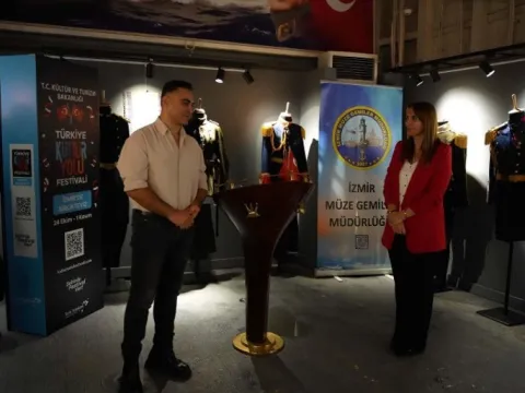 İzmir Kültür Yolu Festivali'nde 'Sır' ve 'Arayış' sergileri, sanatseverlerle buluştu - fotoğraf 4