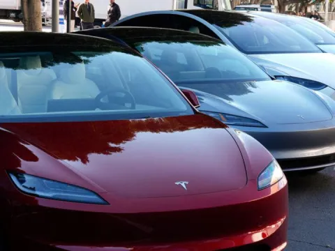 Tesla'nın kârı düştü - fotoğraf 1