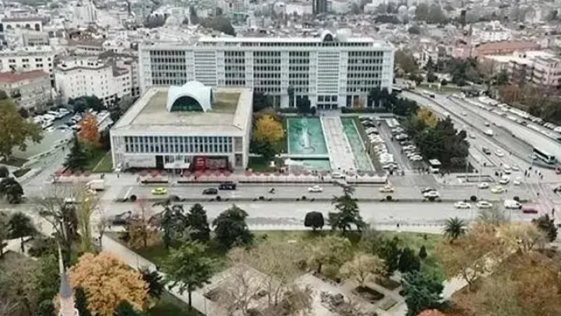 İBB'ye yönelik 'Yolsuzluk' davasında duruşma yarına ertelendi