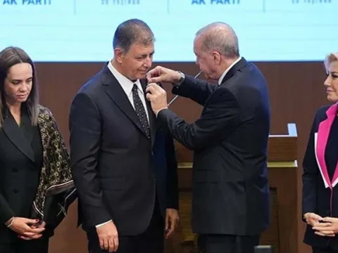 Cemil Tugay AK Parti’ye geçişinin perde arkasını anlattı: Cumhurbaşkanı Erdoğan bana güven verdi - fotoğraf 3