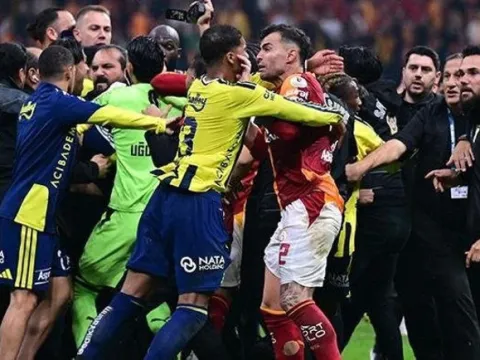 Galatasaray-Fenerbahçe maçı sonrası kavganın faturası ağır olacak! 10 maç riski - fotoğraf 4