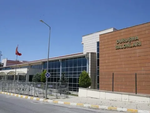 Silivri'de 98'inci duruşma! Ekrem İmamoğlu sanık kürsüsünde - fotoğraf 4