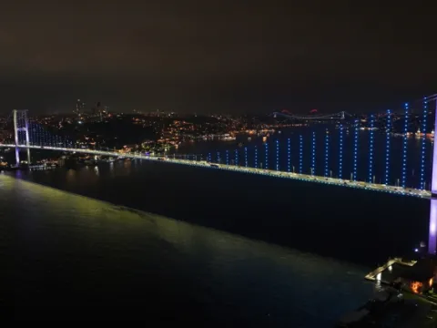 İstanbul ve Ankara'nın simge yapılarında TDT Zirvesi'ne özel gösterim - fotoğraf 1