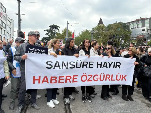 Gazeteciler sokakta: 10 ilde ortak eylem - fotoğraf 1