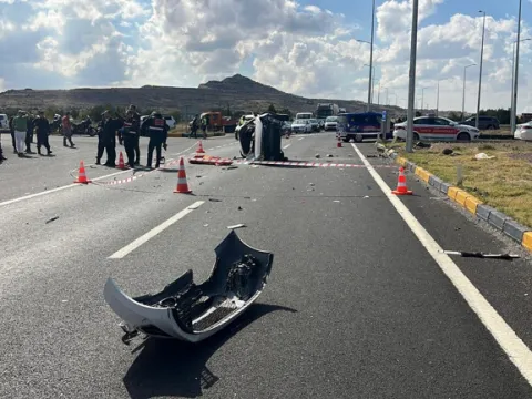 Nevşehir’deki Göreme Kavşağı’nda can pazarı: Takla atan otomobilin sürücüsü ve eşi öldü - fotoğraf 3