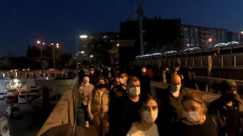 İktidarın 'yaz saati' inadı devam ediyor! Almanya ile Türkiye arasındaki saat farkı ikiye çıktı