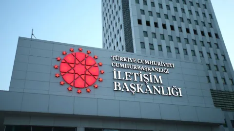 İletişim Başkanlığı Paris'te 'İstanbul: Bir Şehir, Bin Bakış' sergisi düzenleyecek