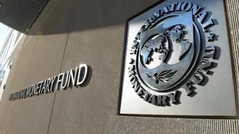 IMF'den kritik uyarı! Dünya ekonomisi için üçlü tehdit