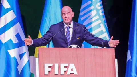 Infantino hakkında skandal iddia! Gizli maaşı ortaya çıktı