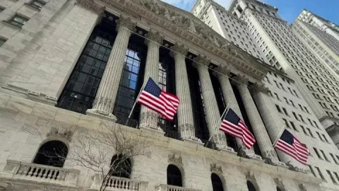 İngiltere'de panik alışverişi! Siber saldırıya karşı marketlere akın ettiler