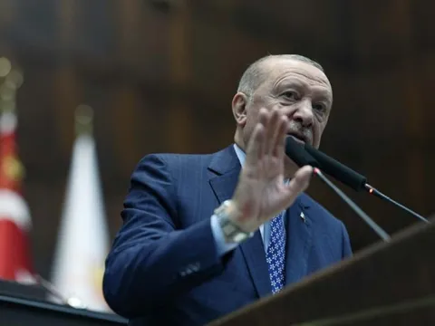 Cumhurbaşkanı Erdoğan'dan Özgür Özel'e tepki: Hayırdır kiminle savaştasınız? - fotoğraf 5