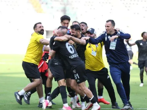 Vanspor FK, Sarıyer'i 88'de yıktı! - fotoğraf 1