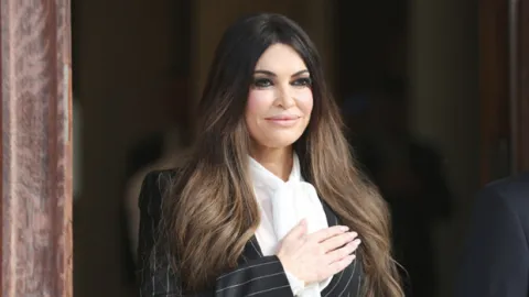 Işıltılı geldi skandalla gitti: Atina’da gündem Guilfoyle’un istifası