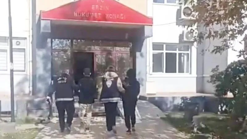 İskenderun'da Aranan İki Şahıs Polise Yakalandı