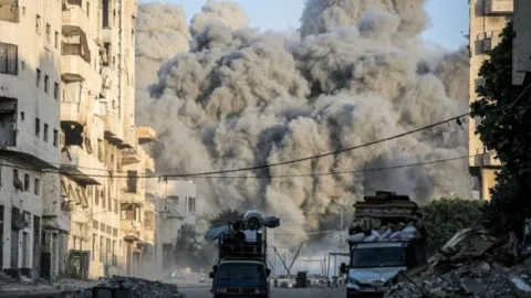 İsrail ordusundan Gazze’ye saldırı: 4 Filistinli öldü