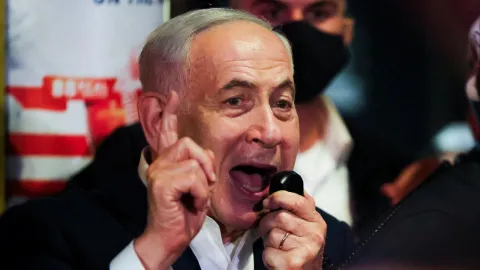 İsrail'de sandık çıkış anketlerine göre Netanyahu karşıtı blok seçimi önde tamamladı