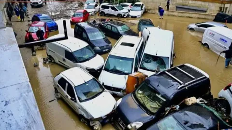 İstanbul’da sel sonrası poliçe patlaması: Faturayı gören acentelere koştu