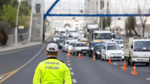 İstanbul'da yarın bazı yollar trafiğe kapatılacak