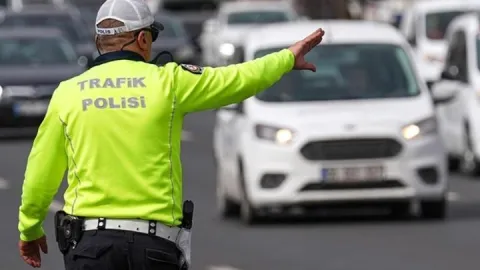 İstanbullular dikkat: Yarın bazı yollar kapatılacak