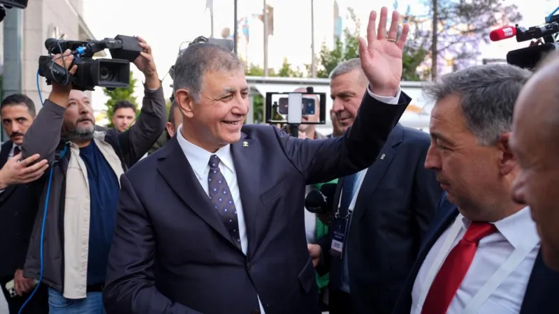 İzmir Büyükşehir Belediye Başkanı Tugay: İnanın İzmir bir anda rahatlayacak, iyi olacak