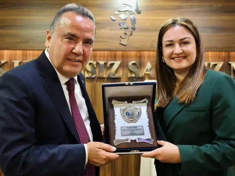 Kulisleri hareketlendiren iddia: Antalya AKP'ye mi geçiyor? - fotoğraf 3