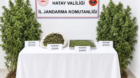 JANDARMA UYUŞTURUCU TİCARETİNE GEÇİT VERMEDİ