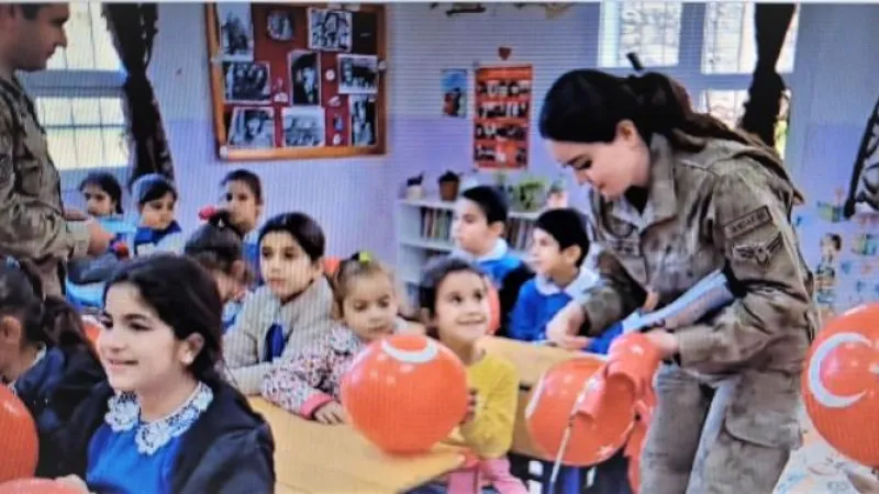 Jandarma’dan Öğrencilere Dağ Ceylanları Sevgisi