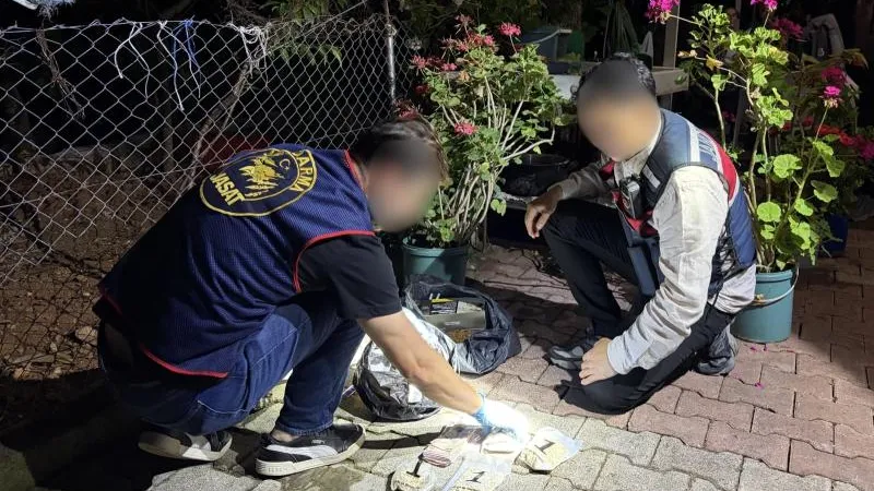 Jandarma'dan Zehir Tacirlerine Darbe