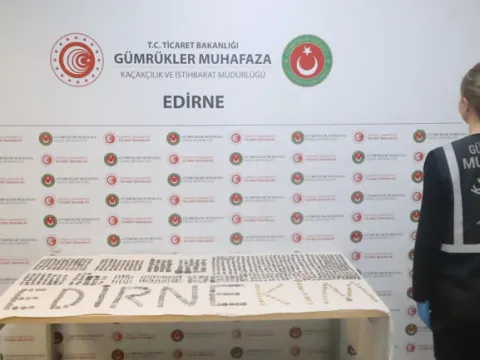 Kaçakçılara sınırda şafak baskını! Sikkeler, ok uçları ve yüzükler ele geçirildi - fotoğraf 4