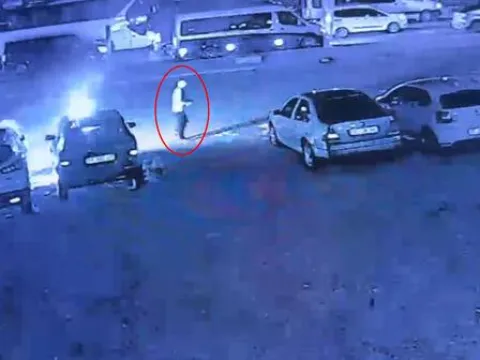 6 aracı kundakladı! Oto galeriye feci saldırı! - fotoğraf 3