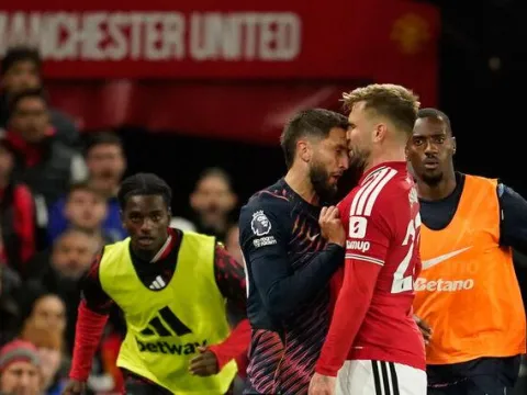 10 kişi Tottenham, Old Trafford'ta puanı aldı! - fotoğraf 2