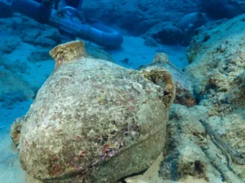 Dünyanın en eski gemi batığı Antalya'da keşfedildi - fotoğraf 1