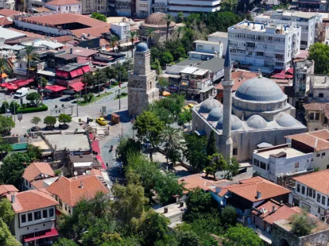 Antalya nüfusunun 5 katından fazla turist ağırladı - fotoğraf 1