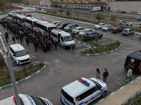 Yasa dışı bahis çetelerine çifte darbe: 15 milyarlık para trafiği ve VIP bahis listeleri deşifre oldu - fotoğraf 4