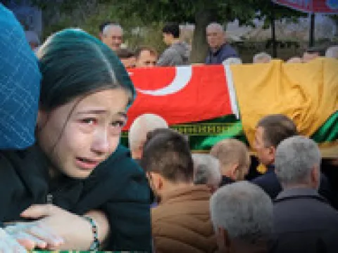 Mardin'de feci kaza! Otomobil sulama kanalına devrildi: Aynı aileden 4’ü çocuk 6 kişi hayatını kaybetti - fotoğraf 5