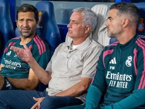 Mourinho'dan Fenerbahçe ve Türk hakemleri açıklaması: Taylor'dan önceki de hapise girdi - fotoğraf 4