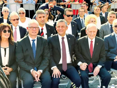 Üreticiyle buluşan Özel’den tarıma yeni model - fotoğraf 3