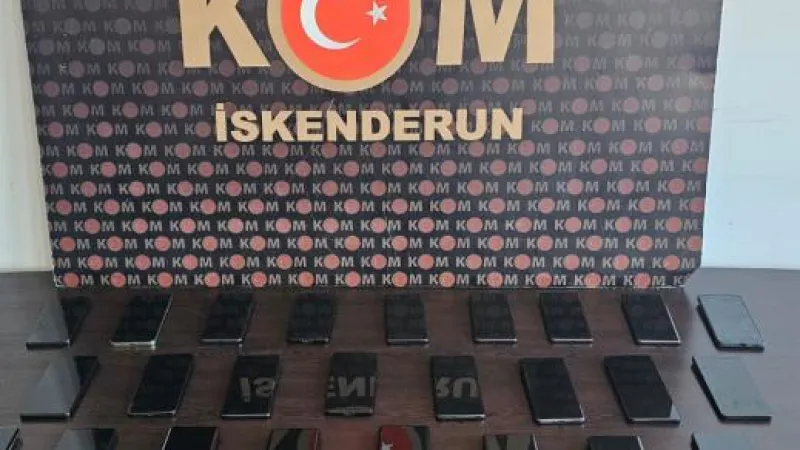 Kaçak Cep Telefonlarını Hatay'a Geçiremedi