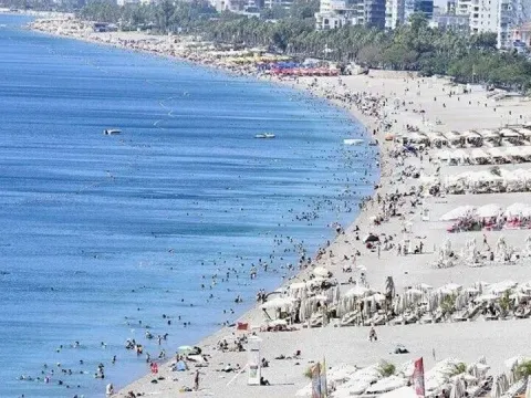 Antalya 14 milyon yabancı turist ağırladı - fotoğraf 1