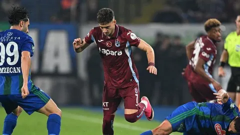 Karadeniz derbisinde gol yağmuru! Çaykur Rizespor – Trabzonspor