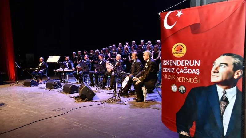 KARDEŞ KOROLAR KONSERİ'NDE ŞAİR MEHMET ÇELİK’E VEFA